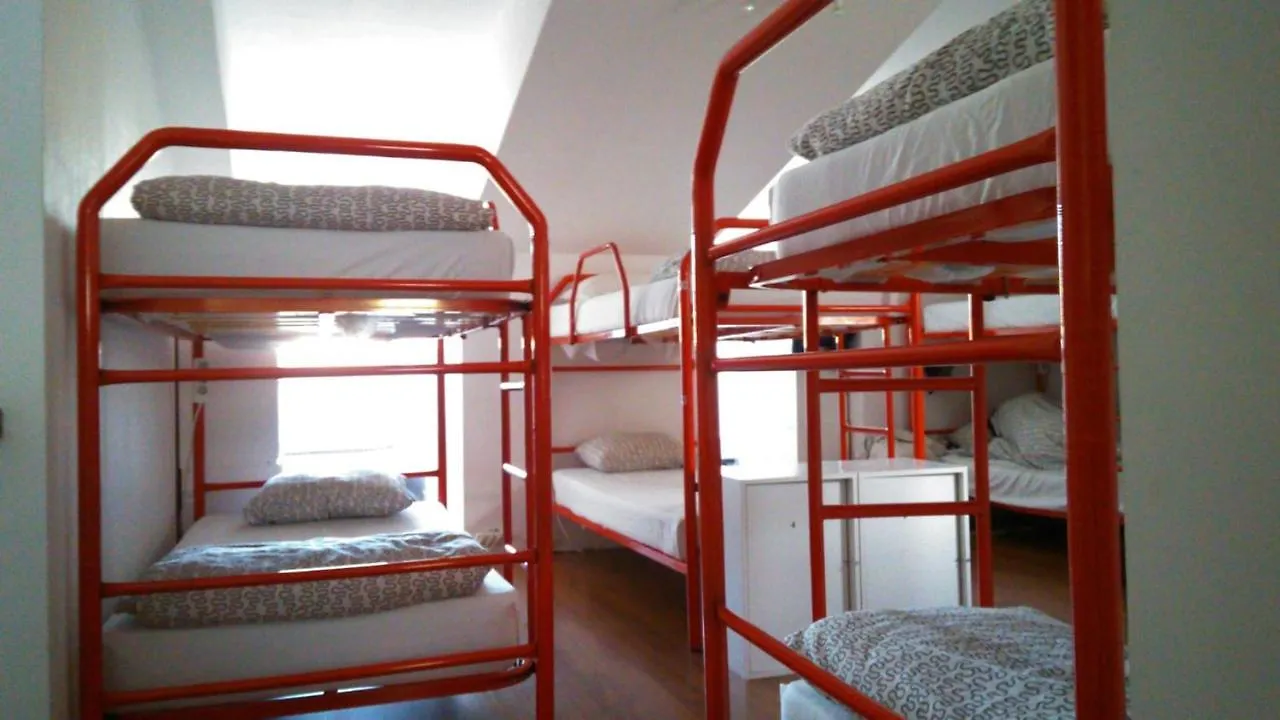Metro Hostel Lisbon 0*,  Portugal